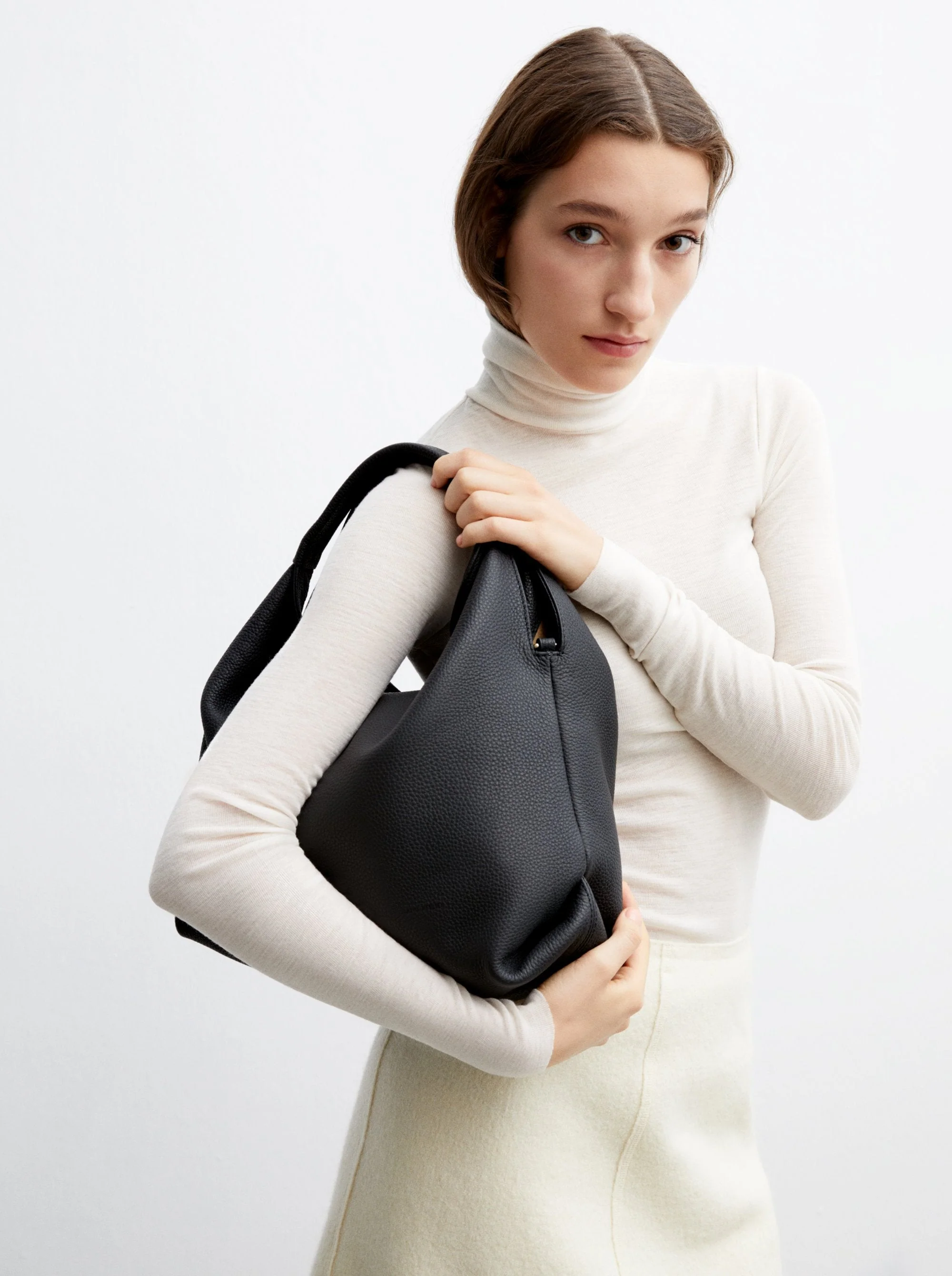 Gala Black - Image 4