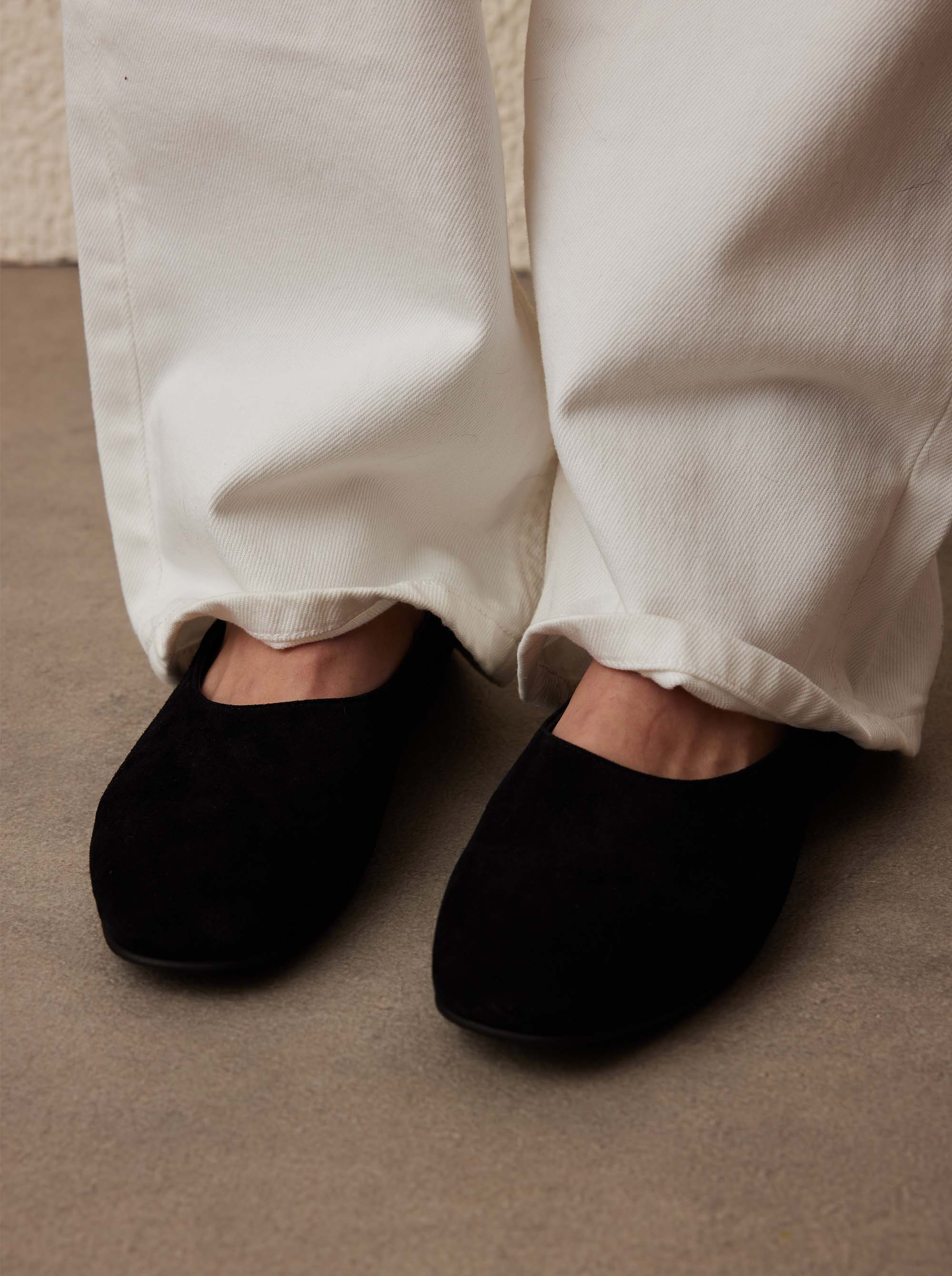 Manu Ballet Flats With Cross Over Ankle Strap Black Suede - Image 4